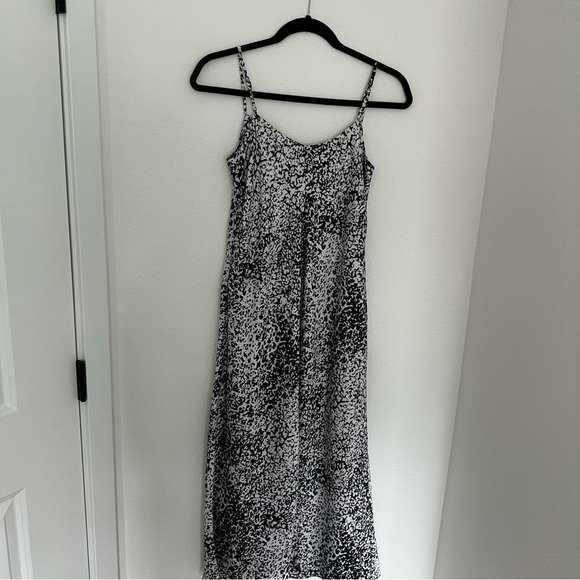 Calvin Klein Satin Midi Dress Black White Spaghetti Straps Size 2 Women’s - Picture 8 of 11